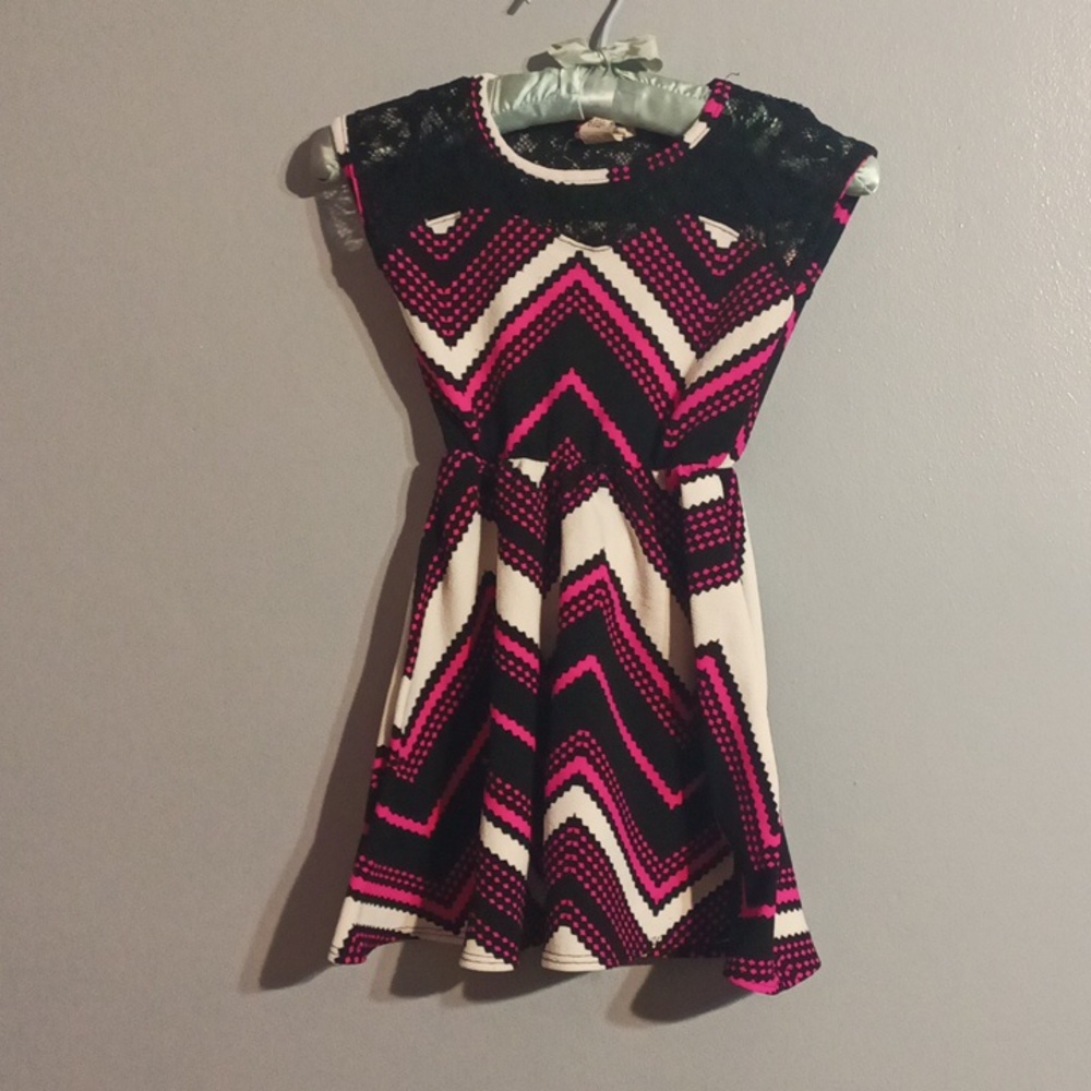 One step up little girls size small 7/8 dress